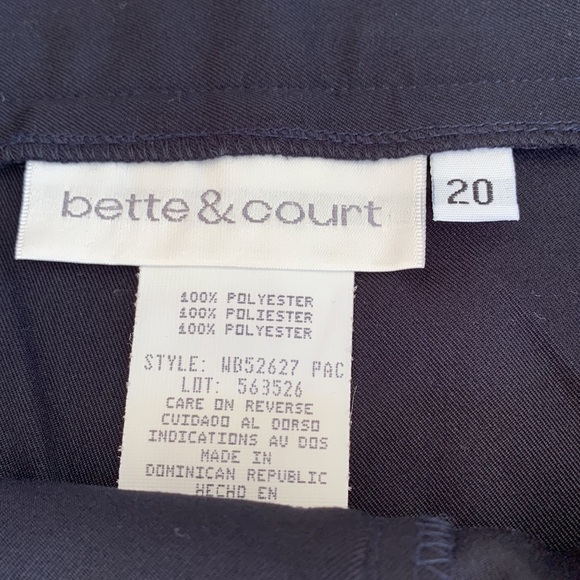 Bette & court shorts NWT. Long athletic wear shorts with belt loops zipper front - Picture 5 of 14